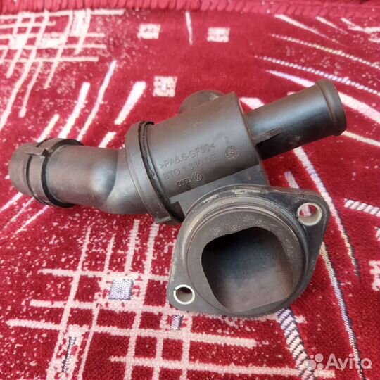 Термостат VW passat B6 (2.0 FSI) двигатель BVY