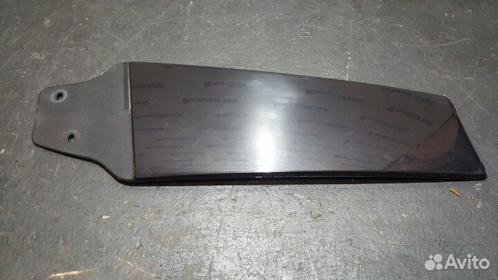 Накладка центральной стойки левая Volkswagen