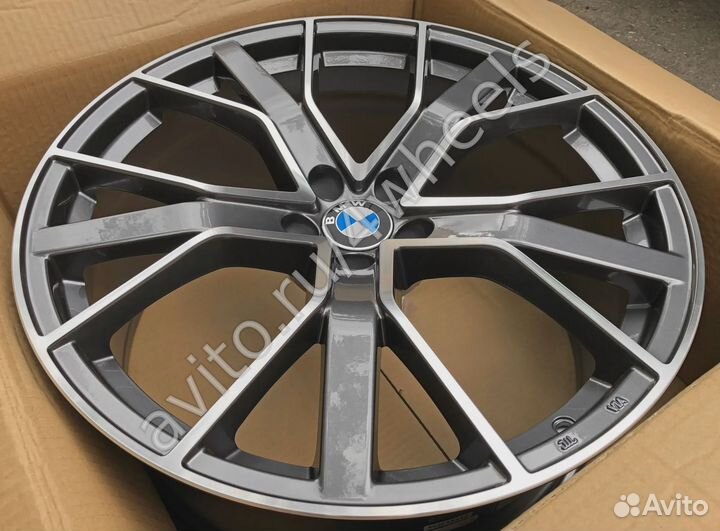 Диски на BMW X7 R21