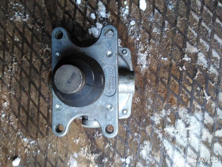 ЗИЛ, Камаз тормозной кран