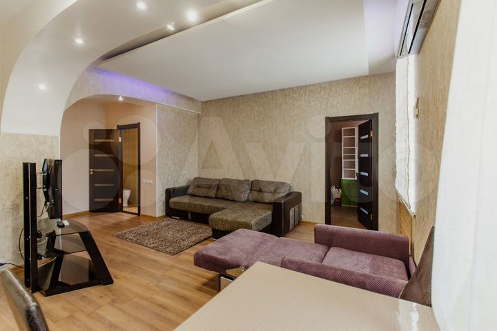 2-к. квартира, 54 м², 2/5 эт.