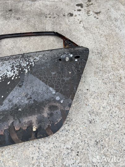 Задняя левая дверь volkswagen polo 5