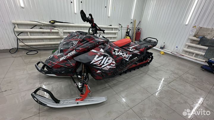 Продам снегоход Ski-Doo Summit Expert 850
