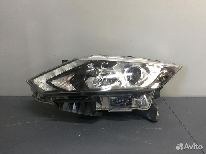 Блок фара левая(260604EH2A) Nissan qashqai J11 Nis