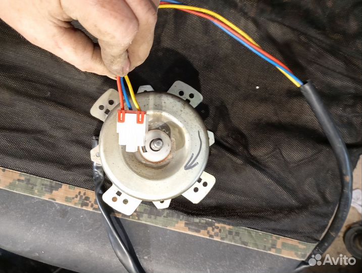 Двигатель вентилятора кондиционера