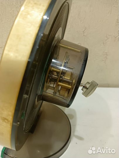 Настольные часы Молния