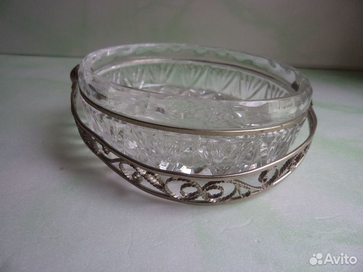 Вазы (1) конфетницы