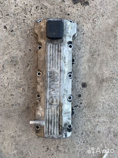 Клапанная крышка Bmw 3 Серия Е46 1.9 механика 1998