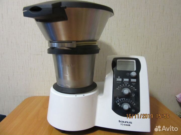 Кухонная машина 