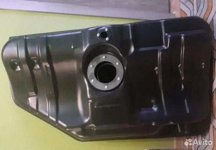 Топливный бак Daewoo Nubira