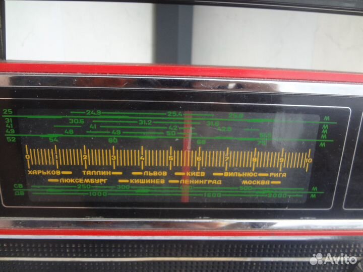Радиоприемник VEF 202 Олимпийский