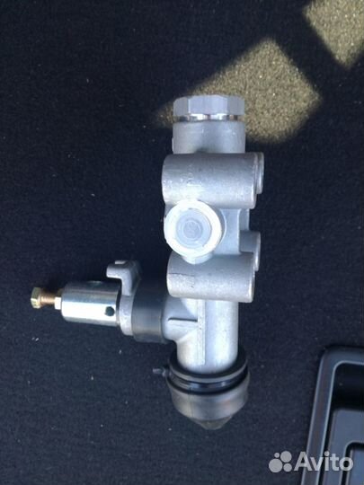 Кран уровня пола SV-1395