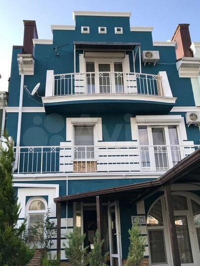 Комната 20 м² в 5-к., 1/3 эт.