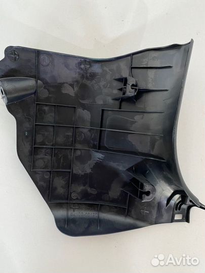 Обшивка стойки передняя левая Toyota Camry V50/V55