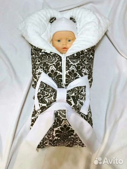 Конверт на выписку с шапочкой