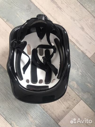 Защитный шлем для девочки