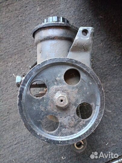 Насос гур Toyota Corolla AE100 5A-FE