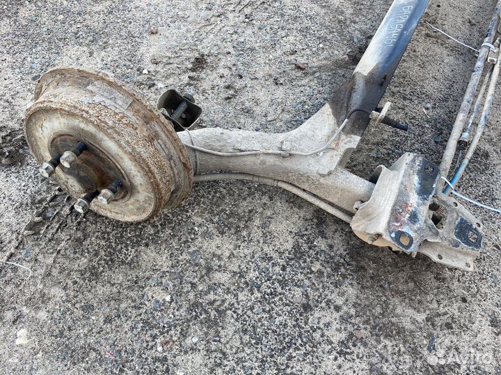 Задняя балка ауди 80 б4