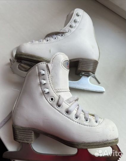 Фигурные коньки Riedell