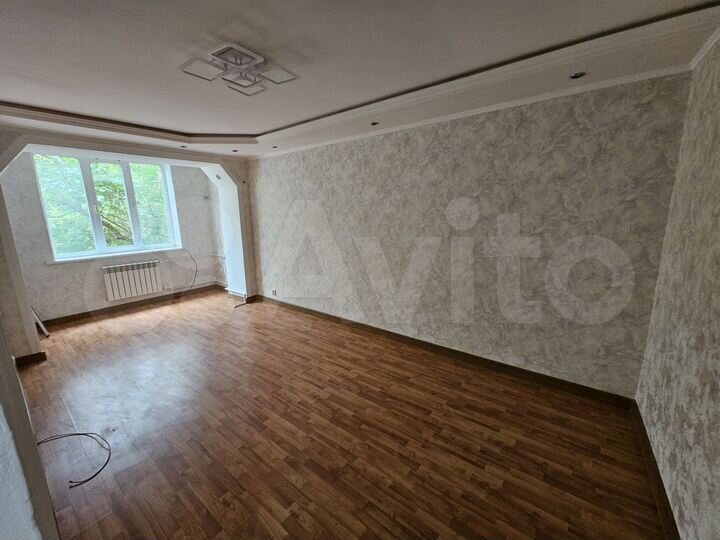 2-к. квартира, 54 м², 2/5 эт.