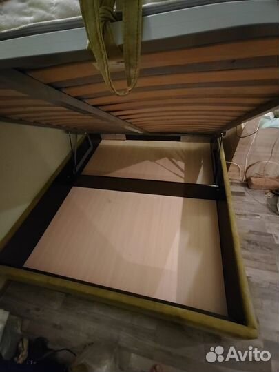 Кровать двухспальная 160 200 бу