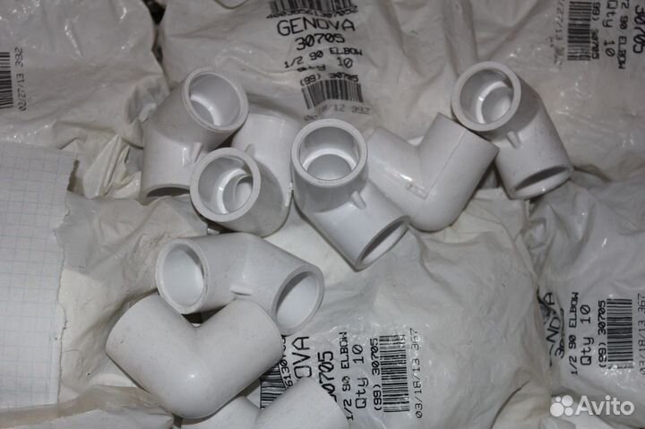 Genova Угольник пвх 90