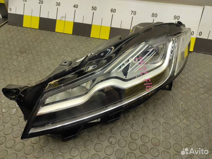 Фара левая Jaguar F-Pace