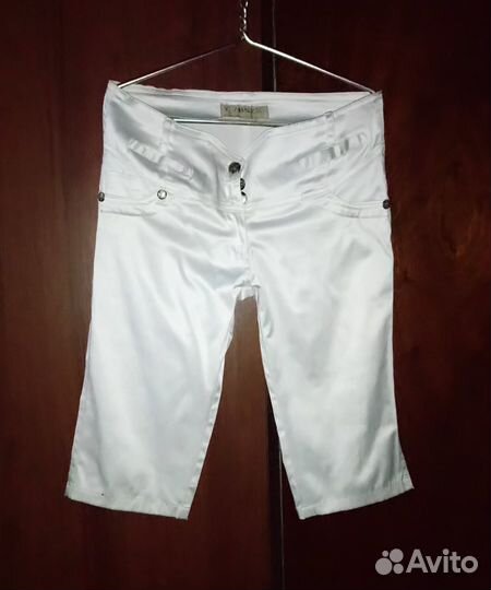 Брюки и бриджи белые