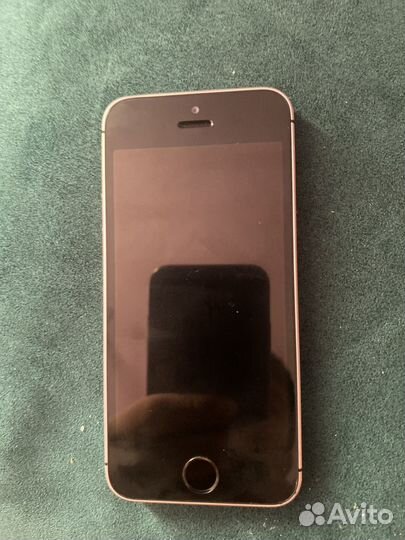 iPhone SE, 16 ГБ
