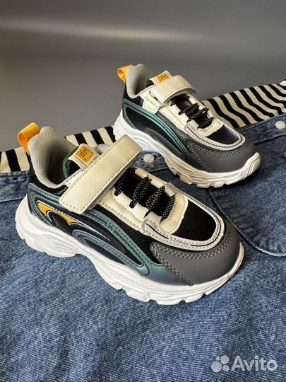 Кроссовки на липучке детские