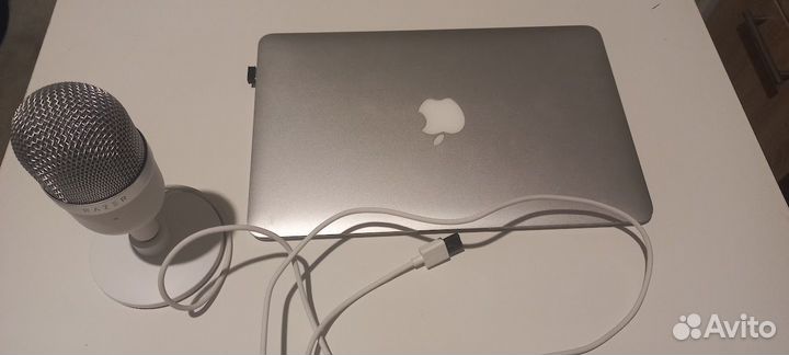 Микрофон Razer Seiren Mini Mercury