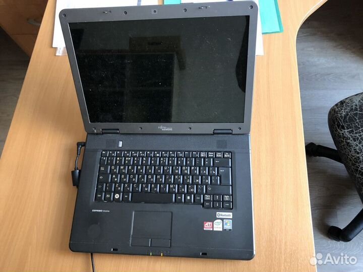 Fujitsu siemens c45 esprimo mobile v5545