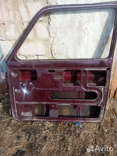 Дверь передняя правая на ваз 21214 нива