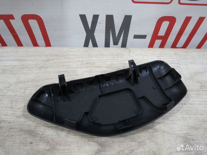 Заглушка багажника Toyota Corolla 150