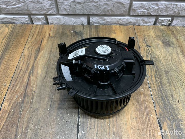 Skoda Kodiaq Моторчик отопителя