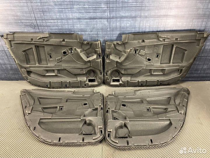 Шумоизоляция Audi Allroad C5 ARE 2002