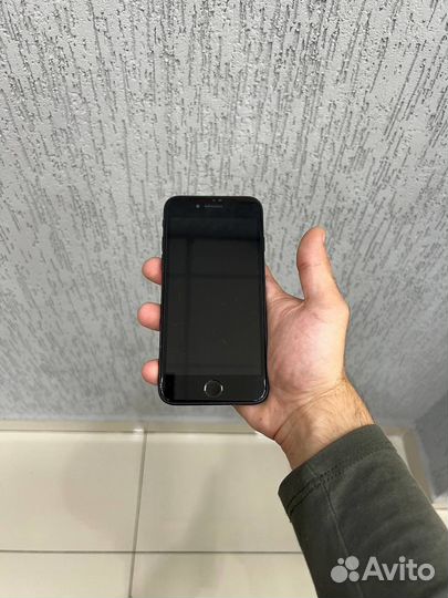 iPhone 7 (128gb)