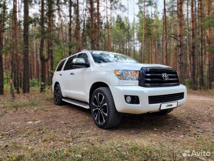Toyota Sequoia 5.7 AT, 2011, 274 000 км