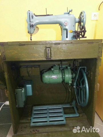 Швейная машинка 322 класс военная полевая