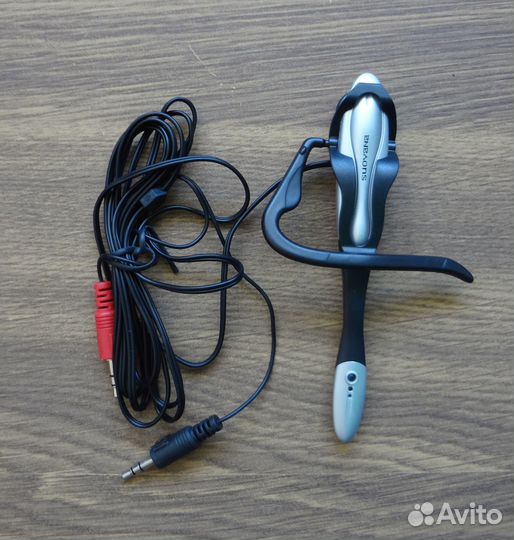 Гарнитура проводная (наушник + микрофон) новая