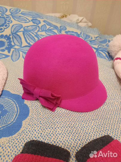 Шапки для девочки Benetton, HM на 6-8 лет