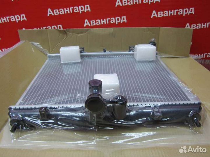 Радиатор охлаждения Hyundai Getz 1.1 / 1.3 / 1.4