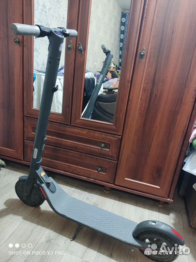 Продам электросамокат