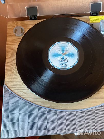 Виниловый проигрыватель ion