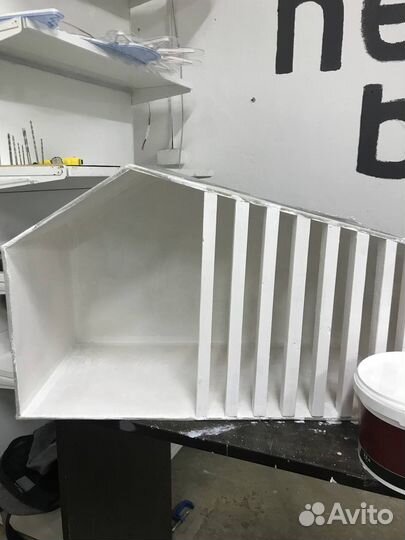 Домик для кошек и собак