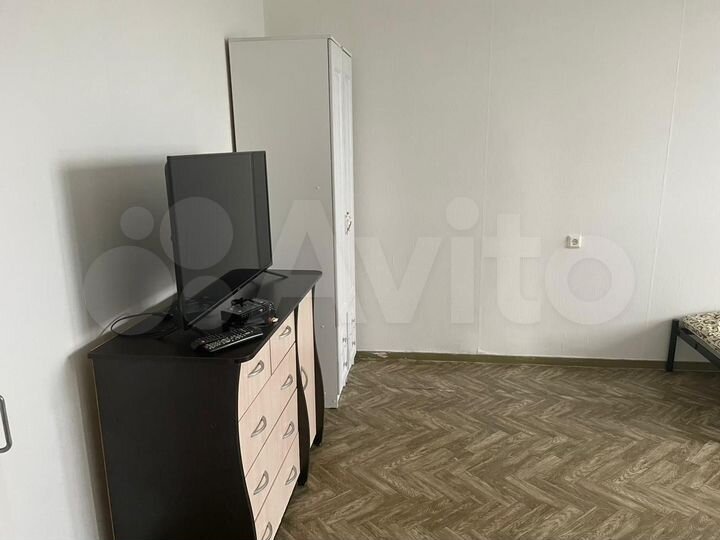 2-к. квартира, 54 м², 8/10 эт.