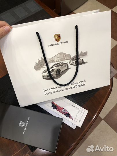 Пакет и коробка Porsche (оригинал Германия)