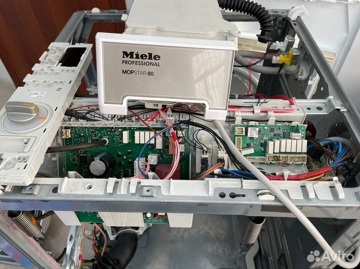 Ремонт стиральных машин Ремонт холодильников