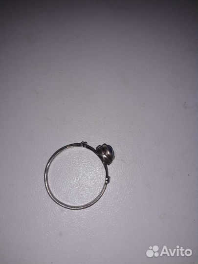 Серебряное кольцо