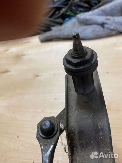 Трапеция дворников Ауди фольксваген